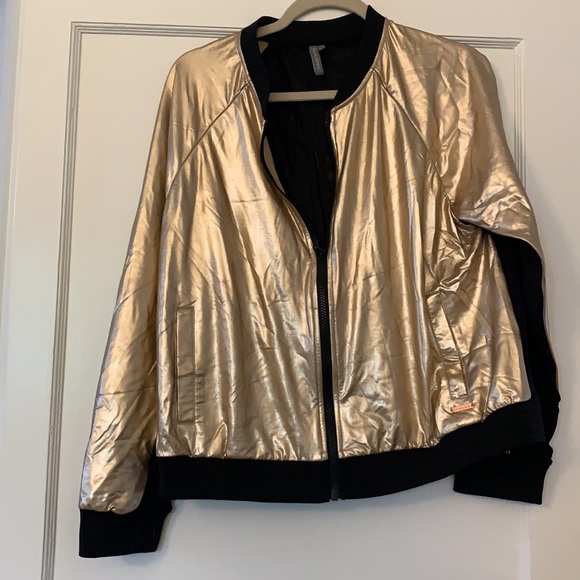 Sweaty Betty gold jacket - Picture 2 of 3